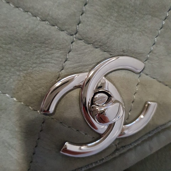 CHANEL BAG - Picture 15 of 15